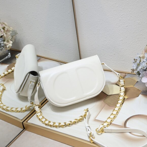 Dior Handbags - Picture 9 of 9